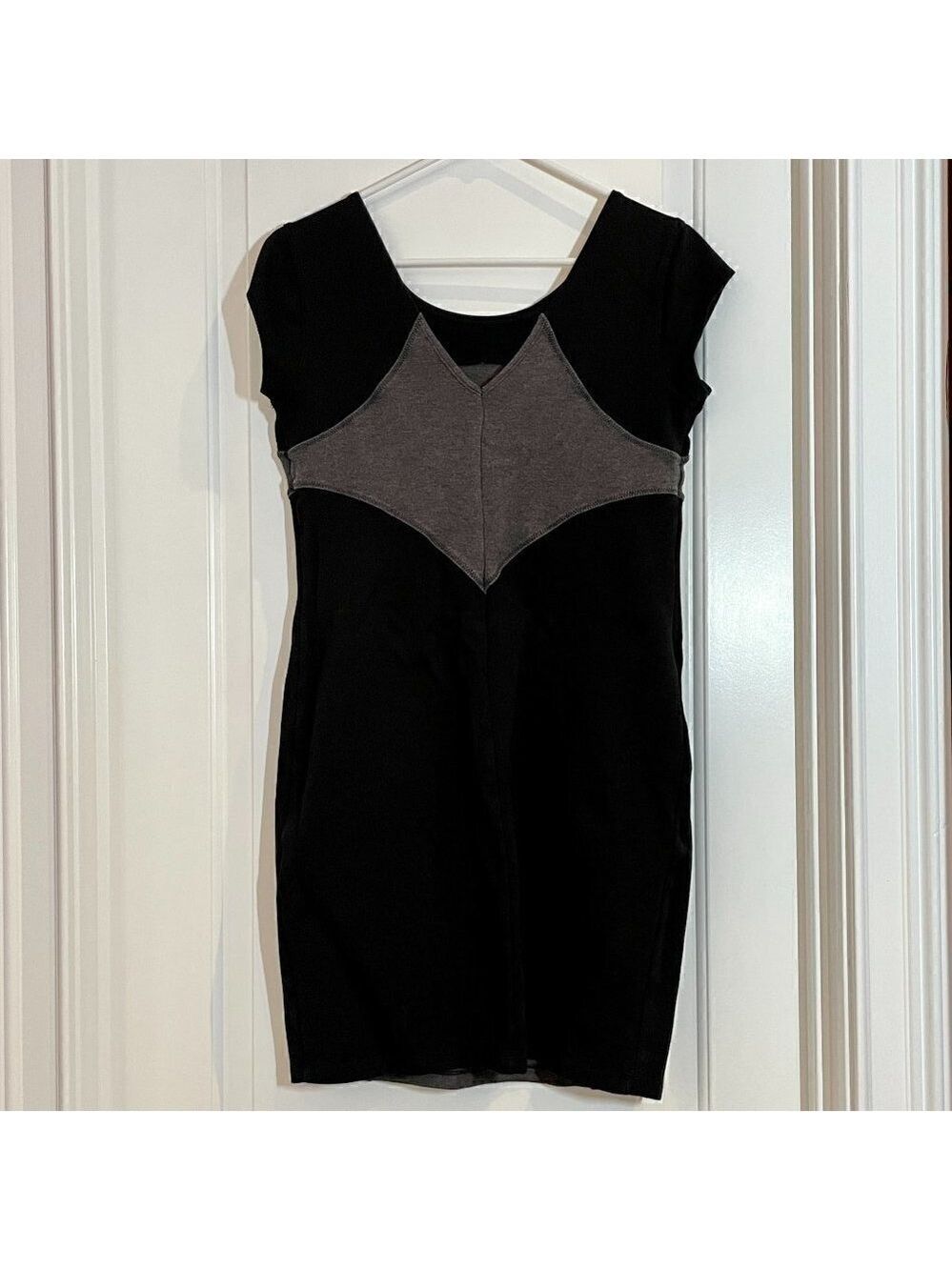 Athleta Black and Grey Casual Dress, size medium - Picture 9 of 14
